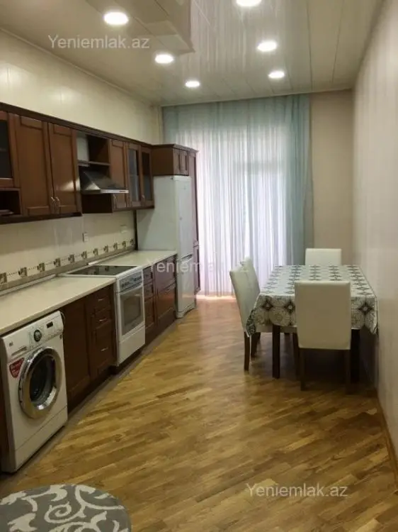 1 000 AZN - 3 otaqlı mənzil Kirayə (aylıq), Nəsimi, Bakı