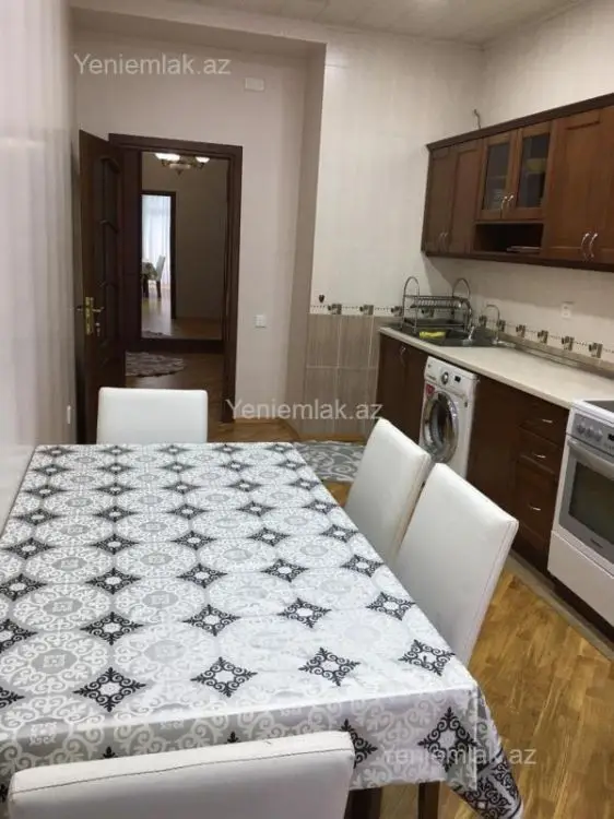 1 000 AZN - 3 otaqlı mənzil Kirayə (aylıq), Nəsimi, Bakı