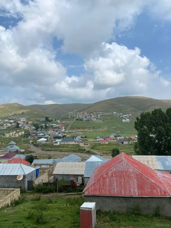 47 000 AZN - 9 otaqlı mənzil Satılır, Daşkəsən