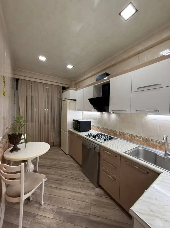 800 AZN - 2 otaqlı mənzil Kirayə (aylıq), Abşeron