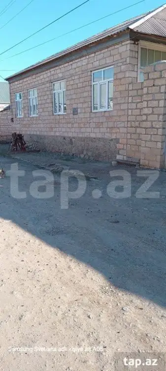 55 000 AZN - 5 otaqlı mənzil , Şəmkir