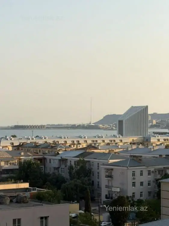 1 300 AZN - 3 otaqlı mənzil Kirayə (aylıq), Xətai, Bakı