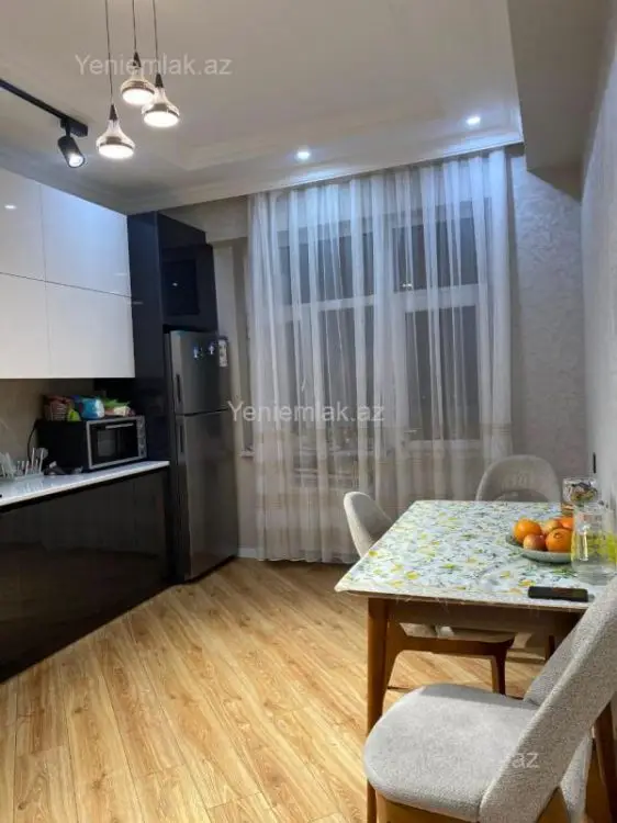 800 AZN - 3 otaqlı mənzil Kirayə (aylıq), Yeni Yasamal qəs., Yasamal, Bakı