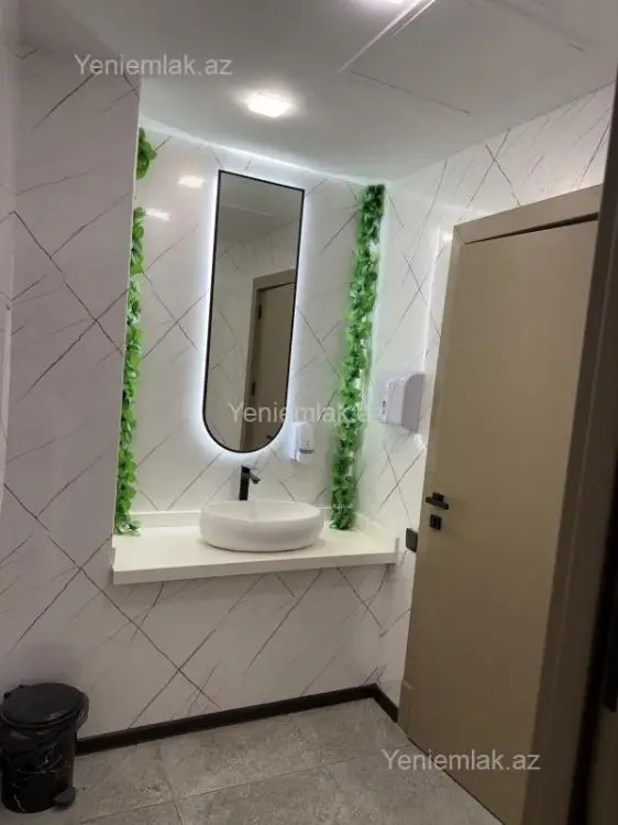 4 000 AZN - 60 m² Obyekt / Ofis Kirayə (aylıq), Səbail, Bakı