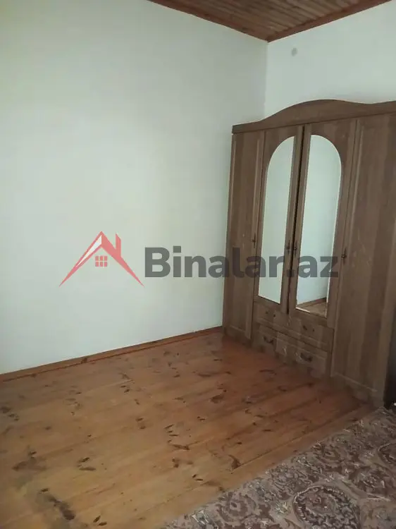200 AZN - 6 otaqlı mənzil Satılır, Masallı