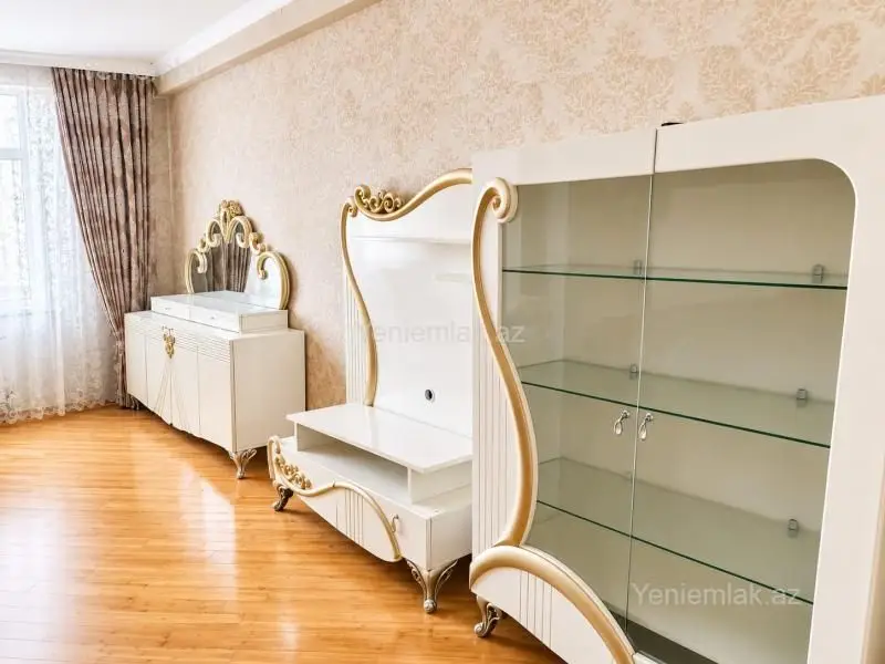 800 AZN - 3 otaqlı mənzil Kirayə (aylıq), Xətai, Bakı