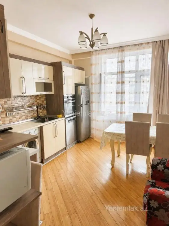 800 AZN - 3 otaqlı mənzil Kirayə (aylıq), Xətai, Bakı