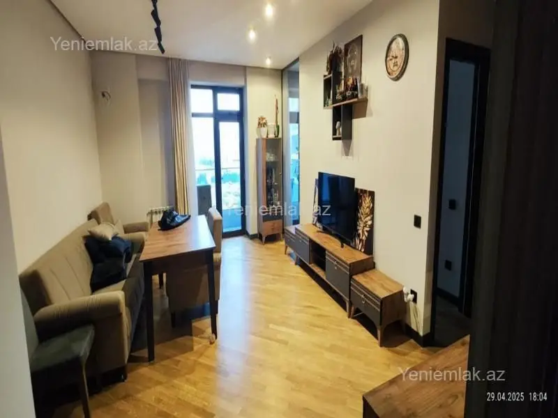 1 300 AZN - 3 otaqlı mənzil Kirayə (aylıq), Yasamal qəs., Yasamal, Bakı