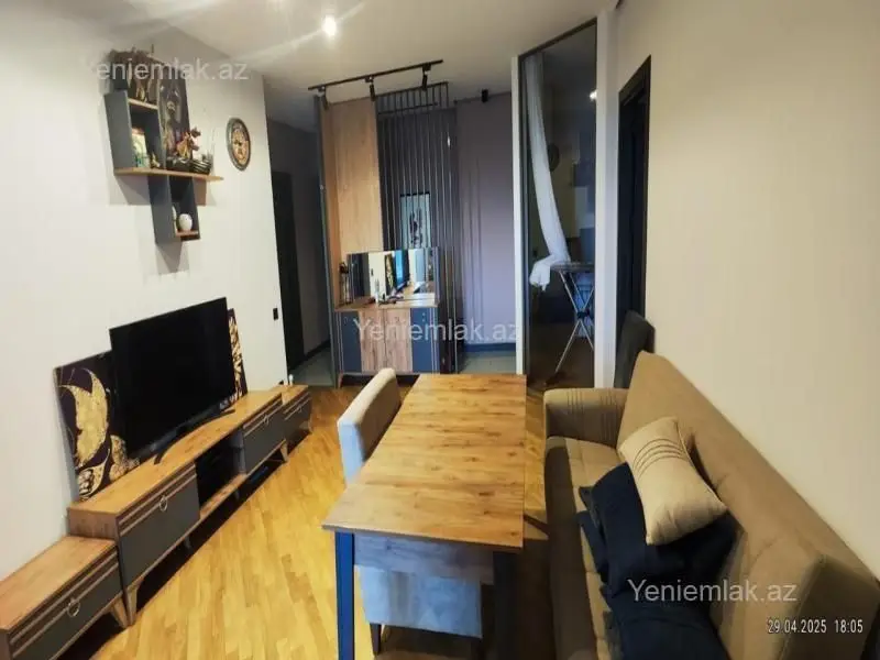 1 300 AZN - 3 otaqlı mənzil Kirayə (aylıq), Yasamal qəs., Yasamal, Bakı