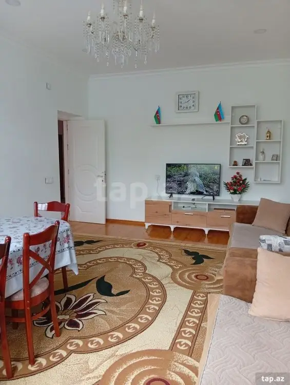 150 AZN - 4 otaqlı mənzil Kirayə (günlük), Qusar