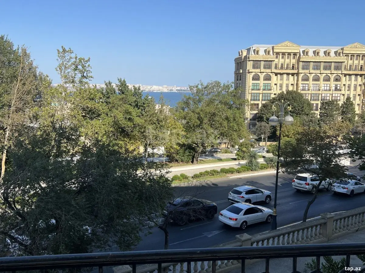 800 AZN - 2 otaqlı mənzil Kirayə (aylıq), Bakı