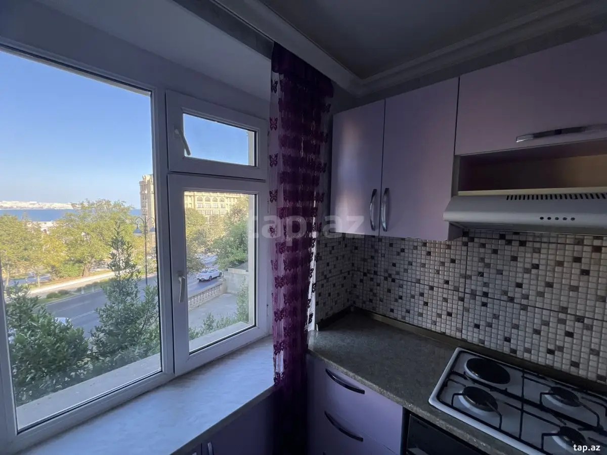 800 AZN - 2 otaqlı mənzil Kirayə (aylıq), Bakı