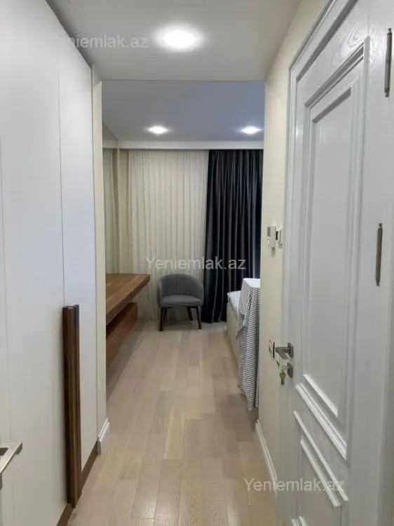 5 000 AZN - 3 otaqlı mənzil Kirayə (aylıq), Səbail, Bakı