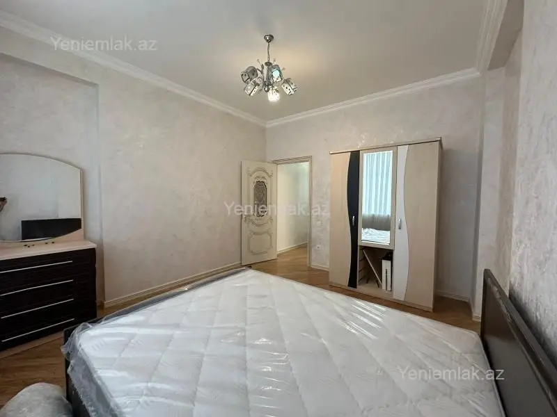 1 200 AZN - 3 otaqlı mənzil Kirayə (aylıq), Yasamal qəs., Yasamal, Bakı
