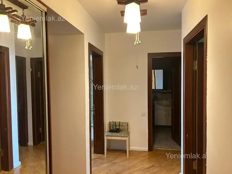 1 400 AZN - 3 otaqlı mənzil Kirayə (aylıq), Səbail, Bakı
