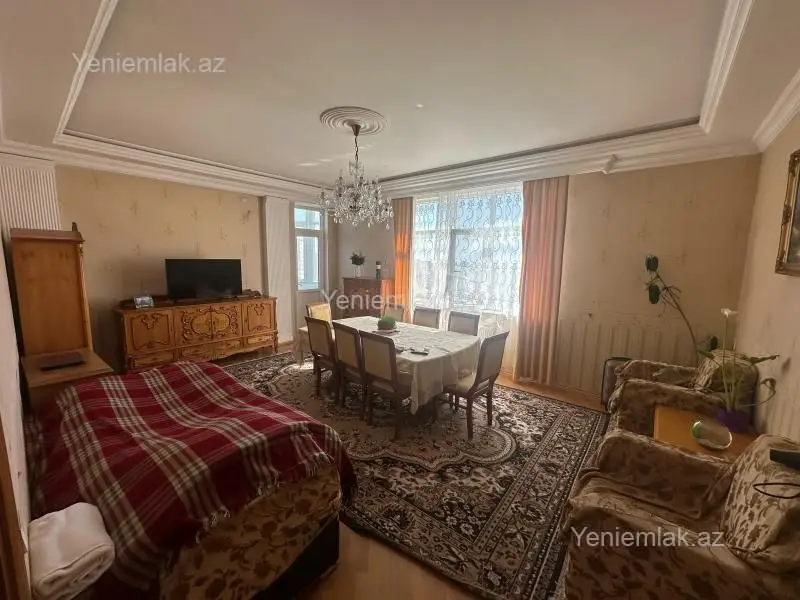 260 000 AZN - 3 otaqlı mənzil Satılır, Badamdar qəs., Səbail, Bakı