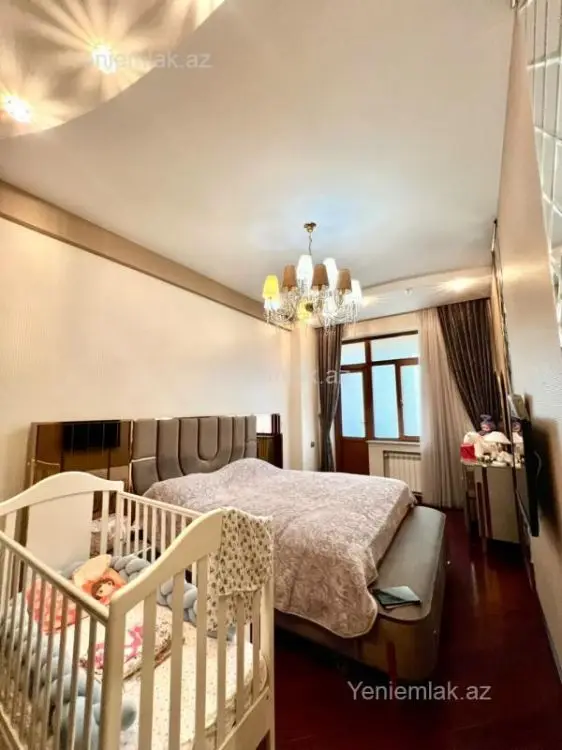 698 000 AZN - 4 otaqlı mənzil Satılır, Səbail, Bakı