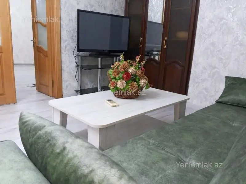850 AZN - 3 otaqlı mənzil Kirayə (aylıq), Səbail, Bakı