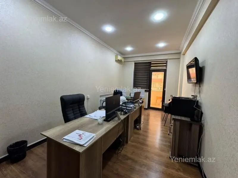 1 900 AZN - 140 m² Obyekt / Ofis Kirayə (aylıq), Nərimanov, Bakı