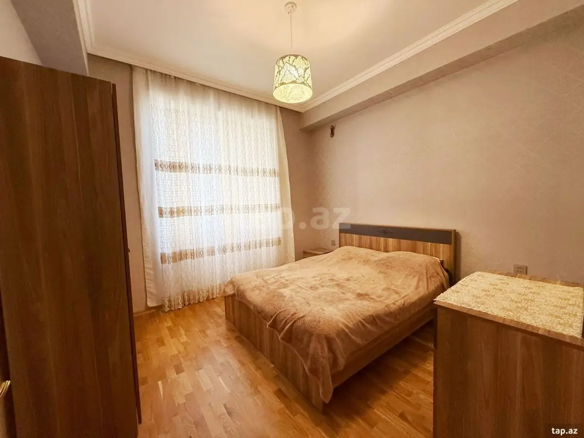 700 AZN - 2 otaqlı mənzil Kirayə (aylıq), Bakı