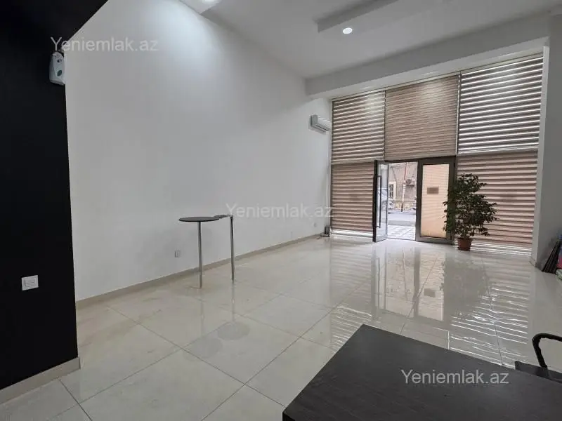 2 500 AZN - 110 m² Obyekt / Ofis Kirayə (aylıq), Nərimanov, Bakı