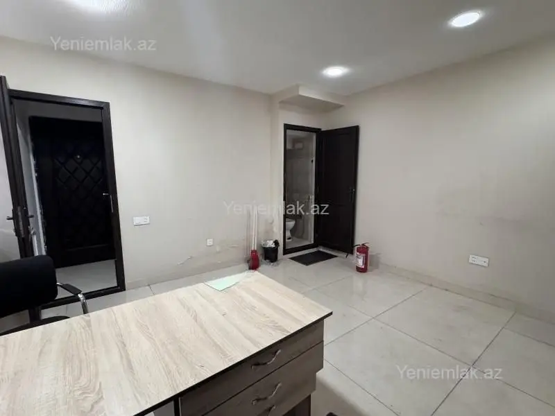 2 500 AZN - 110 m² Obyekt / Ofis Kirayə (aylıq), Nərimanov, Bakı