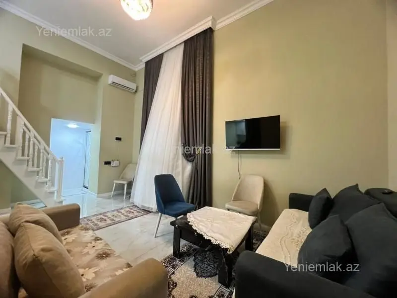 1 000 AZN - 3 otaqlı mənzil Kirayə (aylıq), Səbail, Bakı