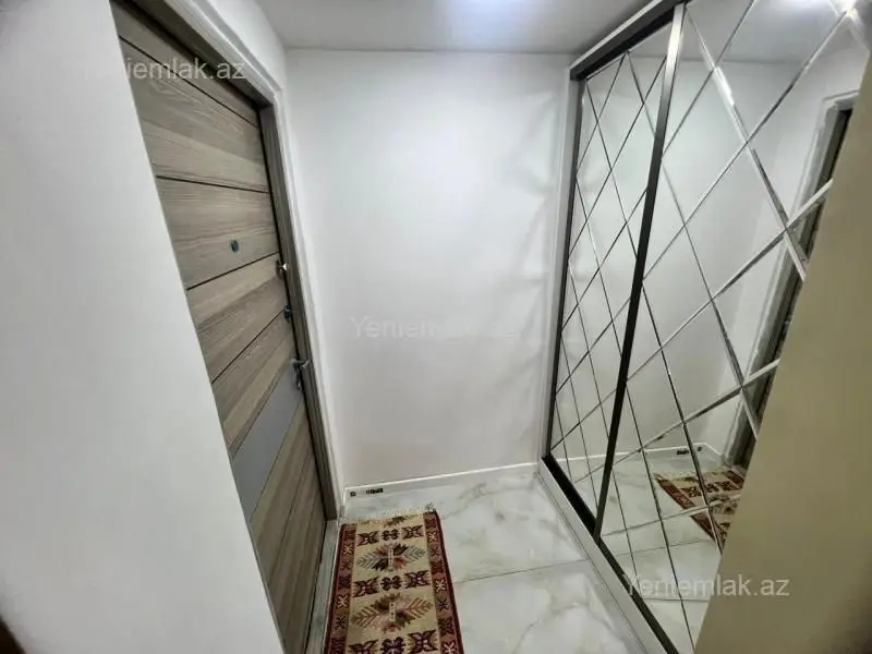 1 000 AZN - 3 otaqlı mənzil Kirayə (aylıq), Səbail, Bakı