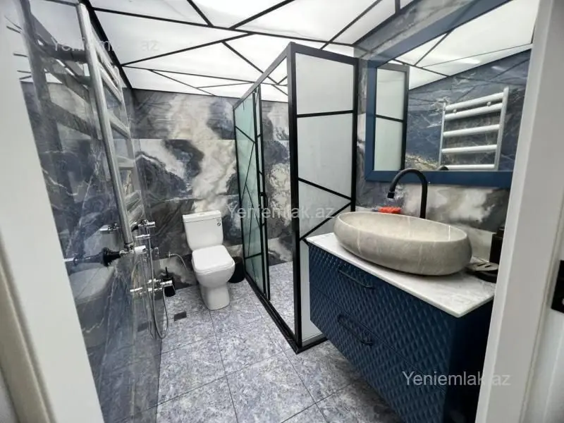 1 000 AZN - 3 otaqlı mənzil Kirayə (aylıq), Səbail, Bakı