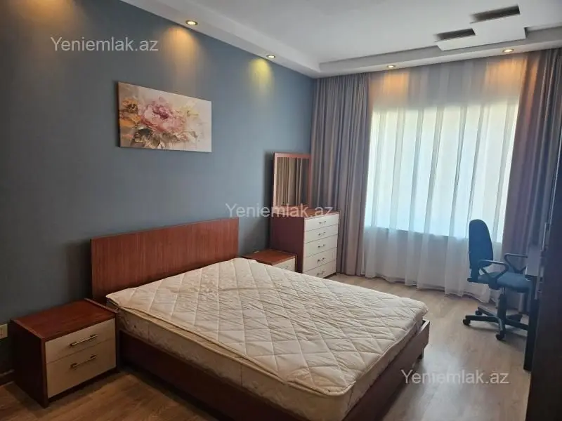 1 300 AZN - 3 otaqlı mənzil Kirayə (aylıq), Nizami, Bakı