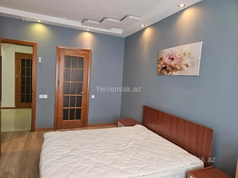 1 300 AZN - 3 otaqlı mənzil Kirayə (aylıq), Nizami, Bakı
