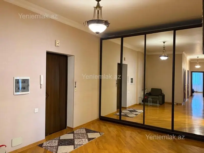 1 350 AZN - 3 otaqlı mənzil Kirayə (aylıq), Nərimanov, Bakı
