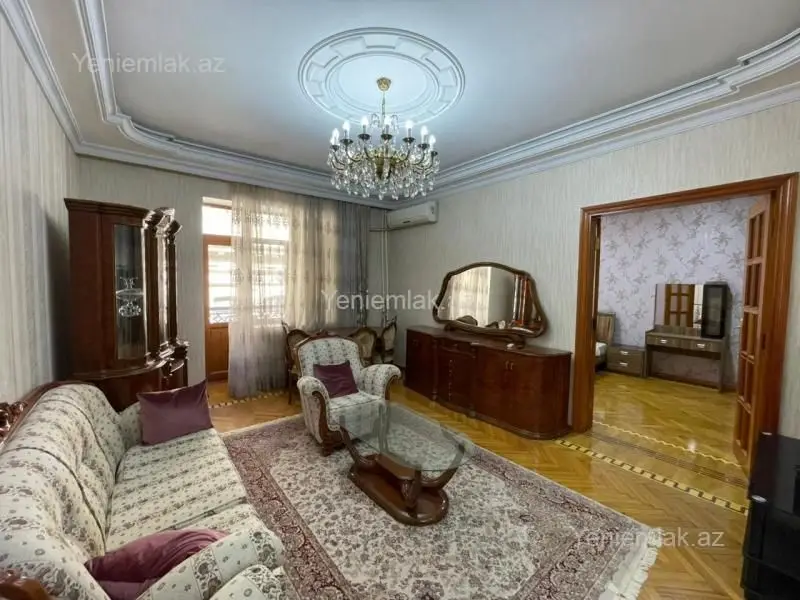 1 300 AZN - 4 otaqlı mənzil Kirayə (aylıq), Səbail, Bakı