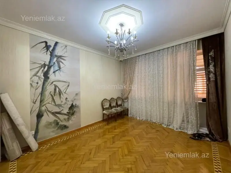 1 300 AZN - 4 otaqlı mənzil Kirayə (aylıq), Səbail, Bakı