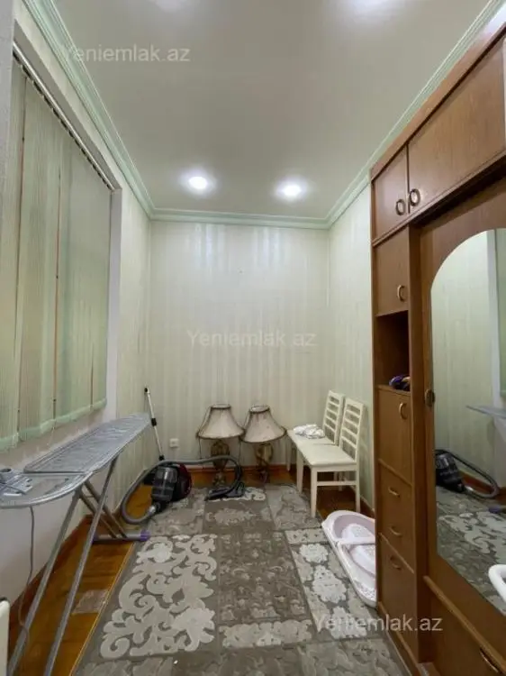 1 300 AZN - 4 otaqlı mənzil Kirayə (aylıq), Səbail, Bakı