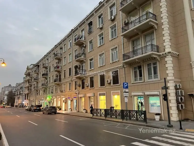 870 000 AZN - 55 m² Obyekt / Ofis Satılır, Nəsimi, Bakı