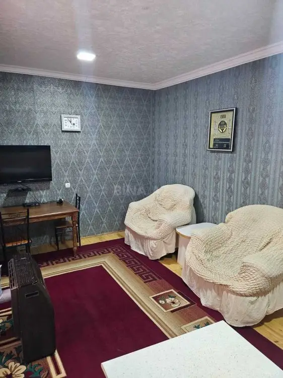 100 000 AZN - 7 otaqlı mənzil Satılır, Gədəbəy