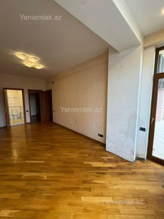600 000 AZN - 4 otaqlı mənzil Satılır, Yasamal qəs., Yasamal, Bakı