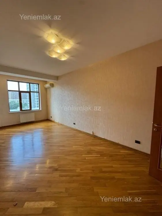600 000 AZN - 4 otaqlı mənzil Satılır, Yasamal qəs., Yasamal, Bakı