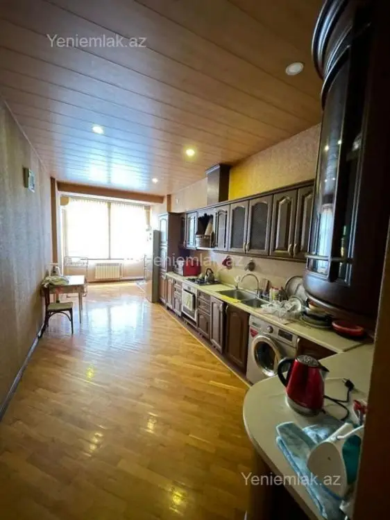 1 000 AZN - 3 otaqlı mənzil Kirayə (aylıq), Nəsimi, Bakı
