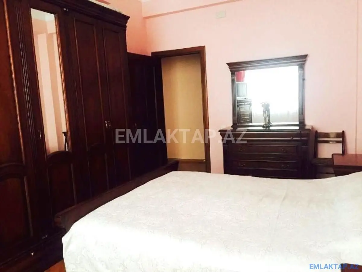 1 200 AZN - 3 otaqlı mənzil Kirayə (aylıq), Nərimanov, Bakı