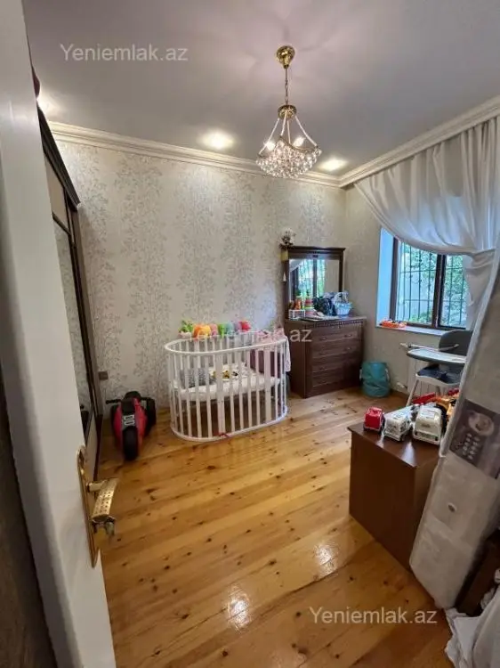 340 000 AZN - 5 otaqlı mənzil Satılır, Qaraçuxur qəs., Suraxanı, Bakı