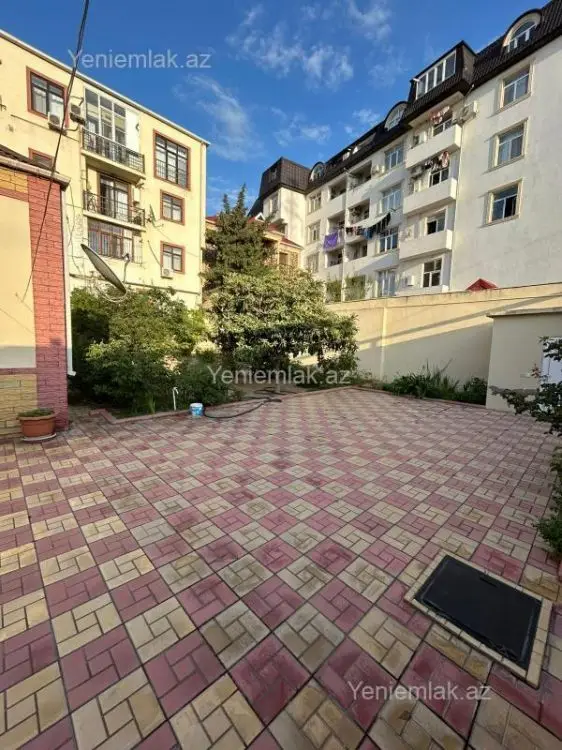 340 000 AZN - 5 otaqlı mənzil Satılır, Qaraçuxur qəs., Suraxanı, Bakı