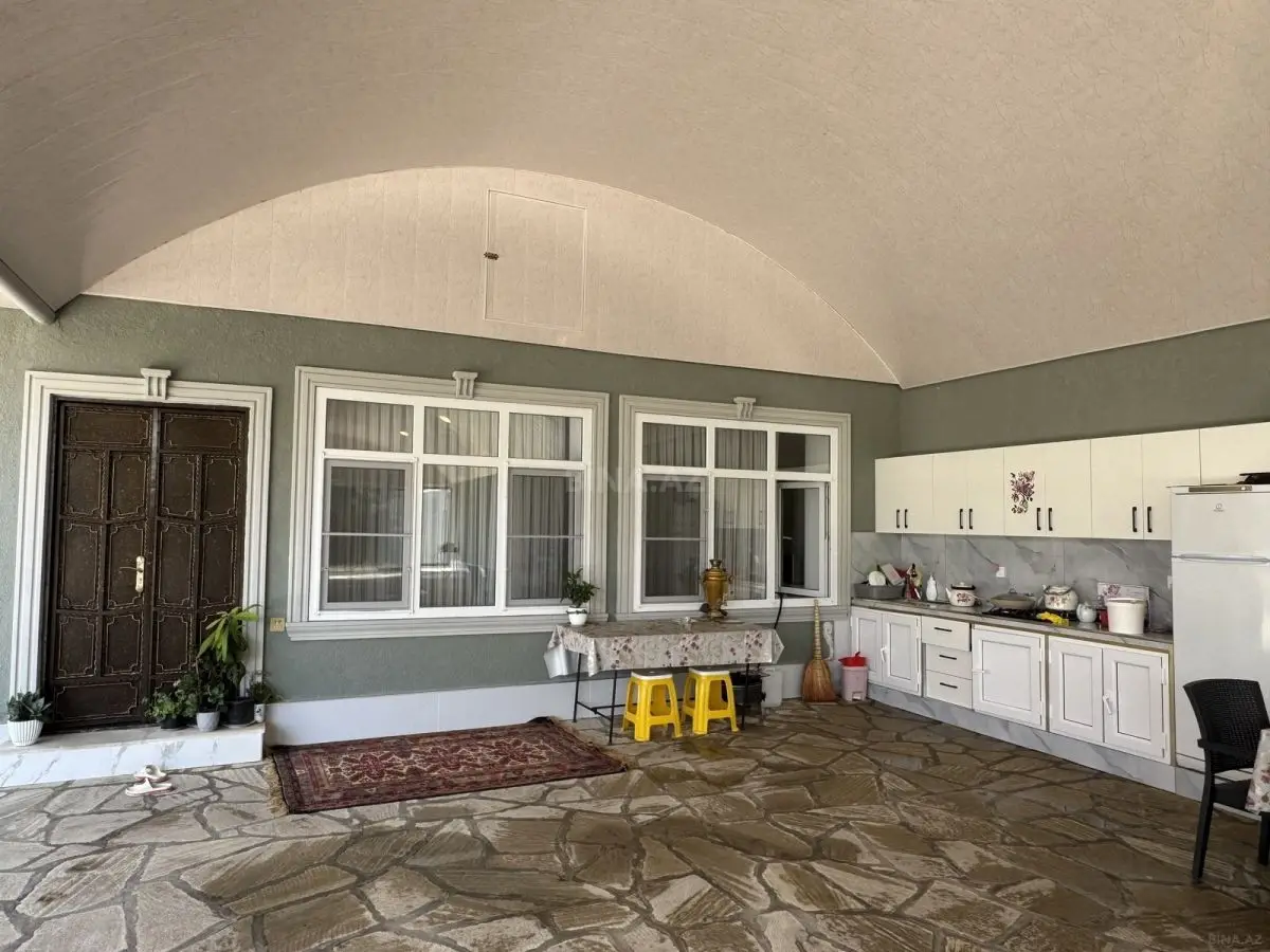 200 AZN - 6 otaqlı mənzil Kirayə (aylıq), Şamaxı