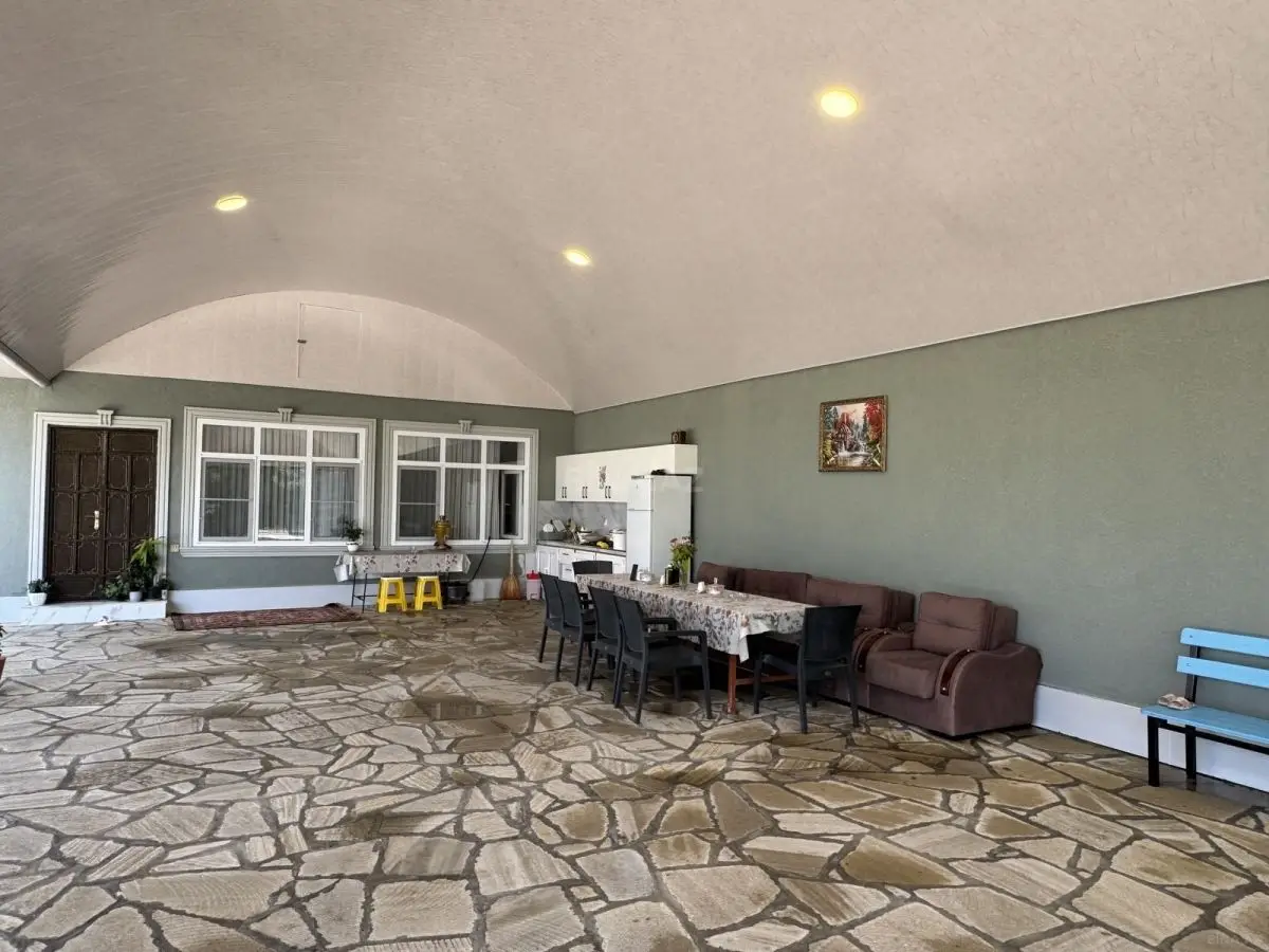 200 AZN - 6 otaqlı mənzil Kirayə (aylıq), Şamaxı