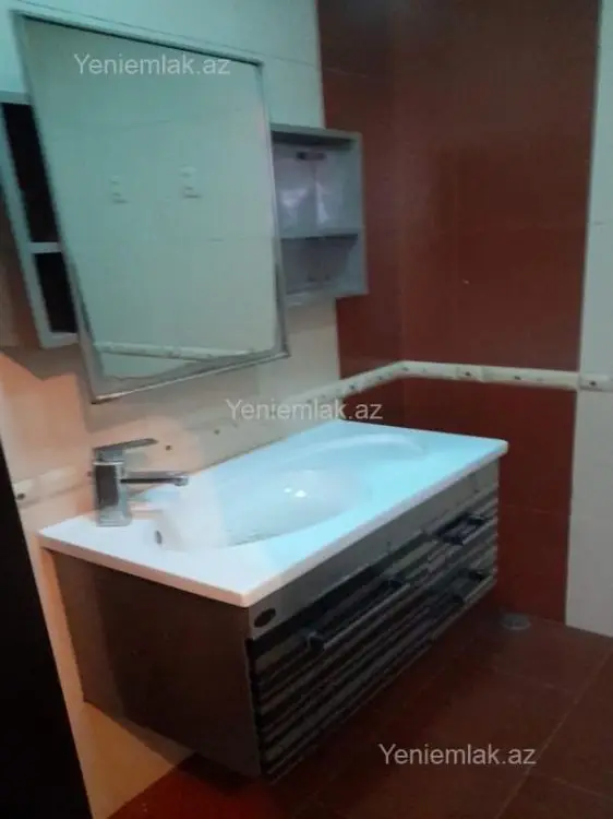 1 000 AZN - 3 otaqlı mənzil Kirayə (aylıq), Xətai, Bakı