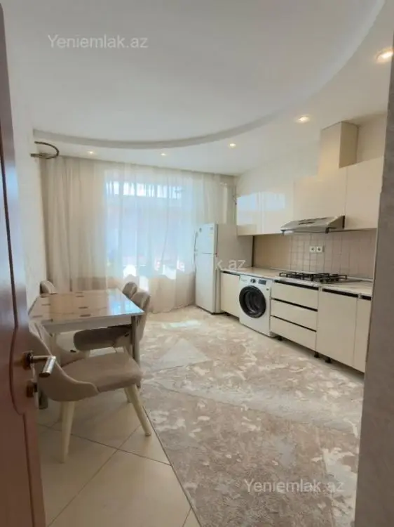 800 AZN - 3 otaqlı mənzil Kirayə (aylıq), Yasamal qəs., Yasamal, Bakı