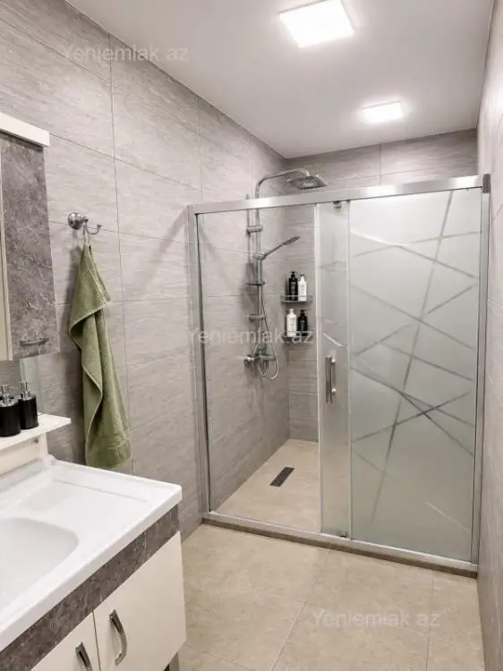 1 200 AZN - 2 otaqlı mənzil Kirayə (aylıq), Bayıl qəs., Səbail, Bakı