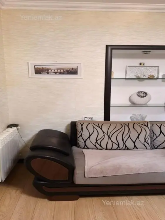 850 AZN - 3 otaqlı mənzil Kirayə (aylıq), Bayıl qəs., Səbail, Bakı