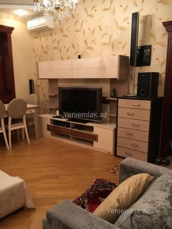 800 AZN - 3 otaqlı mənzil Kirayə (aylıq), Nərimanov, Bakı